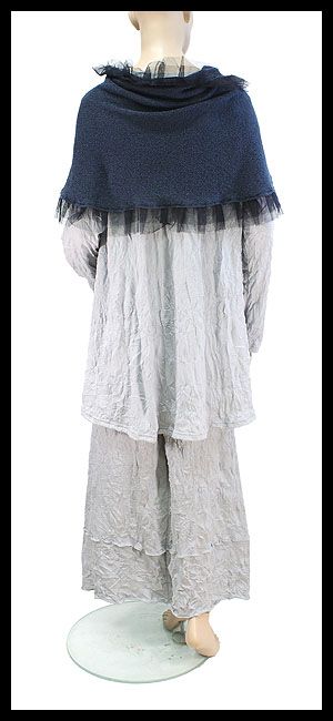 ZUZA BART adorable wool boucle tulle and taffeta roses shawl 