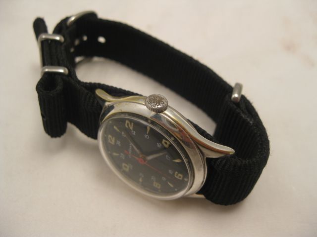 GERMAN JUNGHANS MILITARY WATCH 14HR DIAL RAISED LUMINATED HANDS RED 