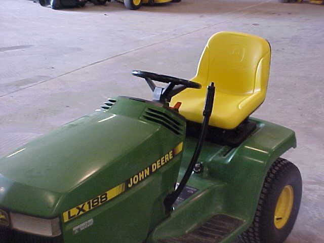 John Deere seat LX172, LX173,LX176,LX178,LX186,LX188.  