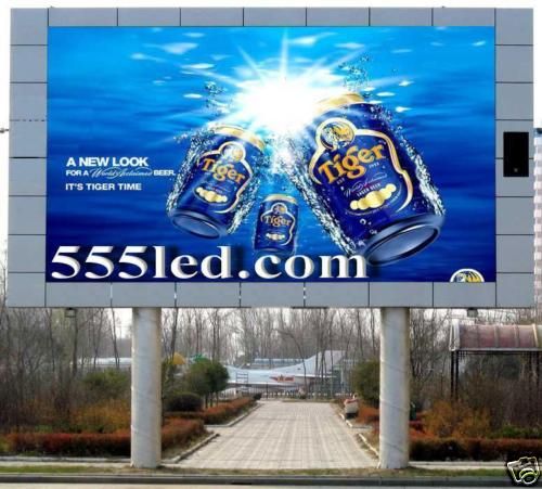 FULL COLOR BILLBOARD LED SIGN 13 1 1/4 x 26 2 1/2  