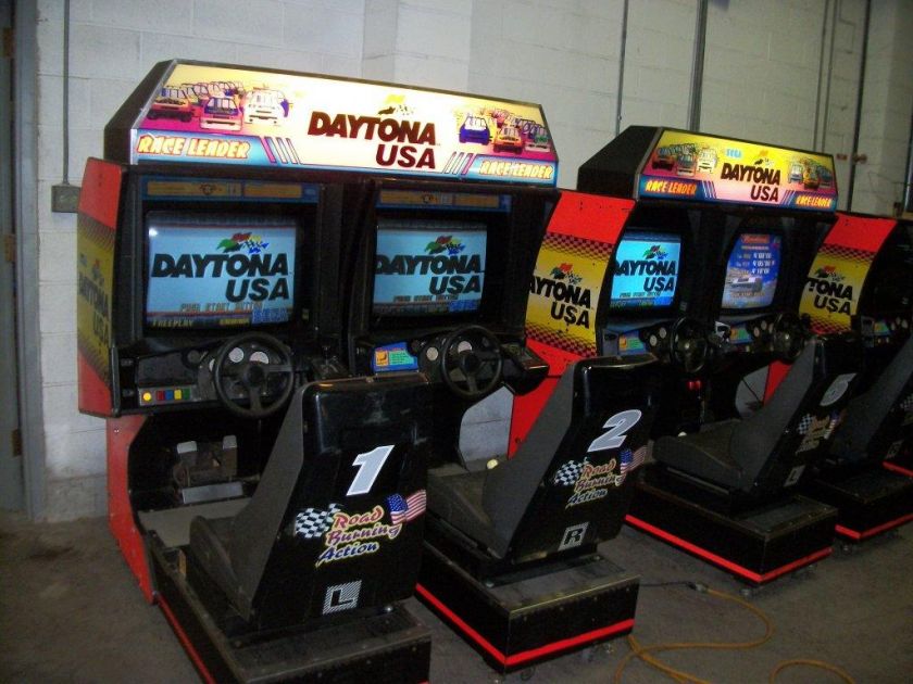 SEGA Daytona USA double sit down racing game 1994  