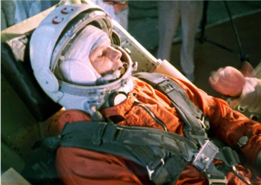   jury gagarin in conditions of weightlessness watch worked faultlessly