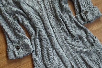 Beachfront Cardigan Grey Vtg. Urban Fashion Anthropologie Earring L 