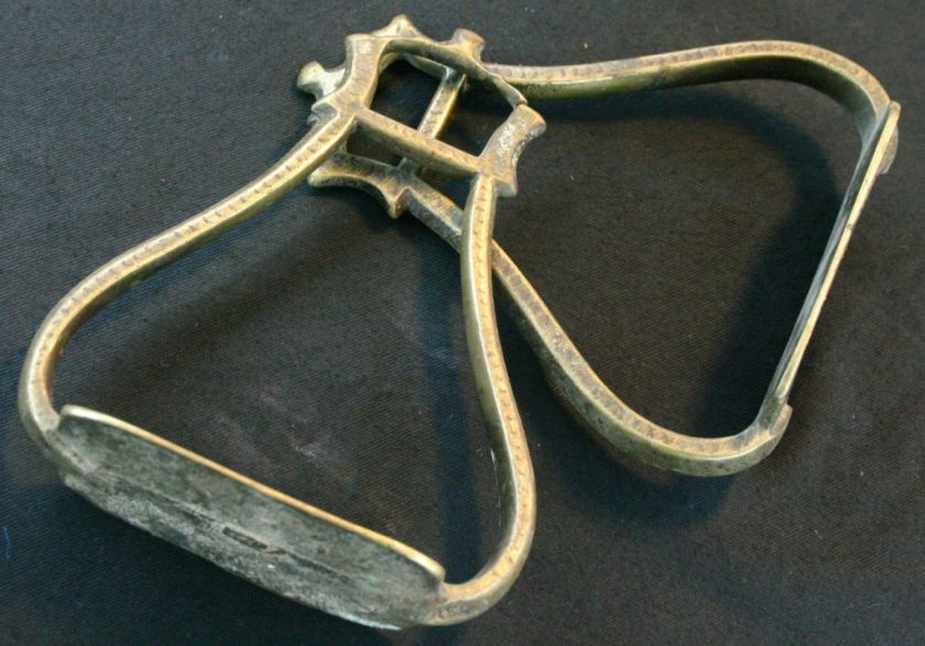 Offset Old Alpaka Barrel Racing Horse Riding Stirrups  