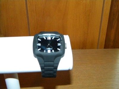 Avon Mens Water Resistant Watch Black New Item  