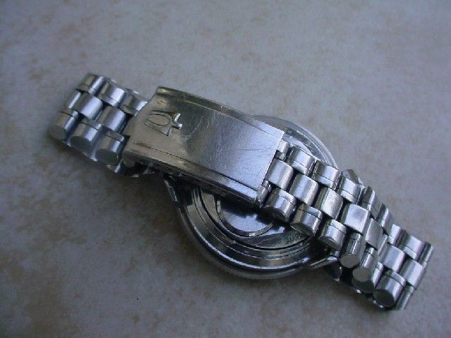   Vintage 1964 Bulova Accutron Astronaut Day Night. Stainless Bracelet