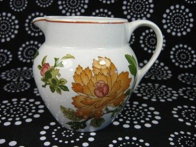 Wedgwood Kimono Georgetown Collection Creamer NICE  