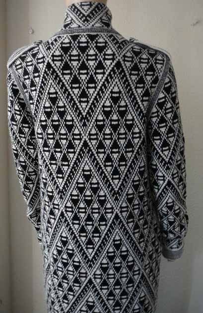   RARE CHANEL CASHMERE BLEND LONG SWEATER JACKET WITH CC LOGO BUTTONS 40