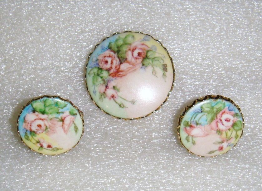 VINTAGE PORCELAIN PIN/BROOCH AND EARRINGS SET   C0096  