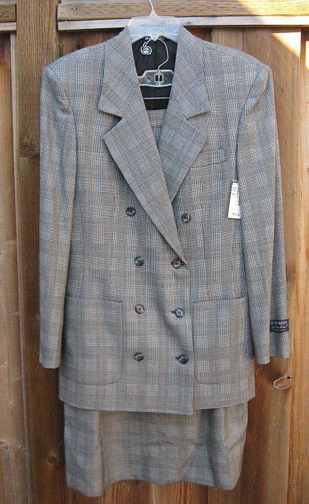 NWT AUSTIN REED B/W Houndstooth Plaid Skirt Suit 12  