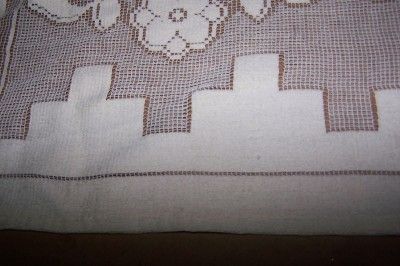 ANTIQUE LACE AND FLOWER DESIGNED LINEN TABLECLOTH  