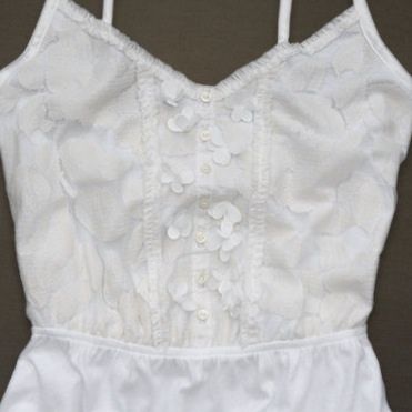   Womens Juniors WHITE Lace & Flowers Tank Top BNWT$35 MEDIUM M  