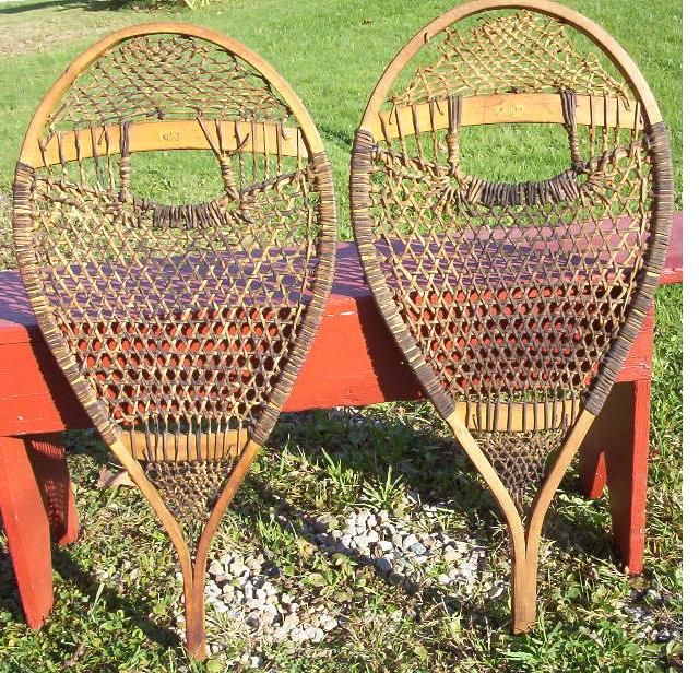 Old BEAR PAW SNOWSHOES 33x16 DECOR  